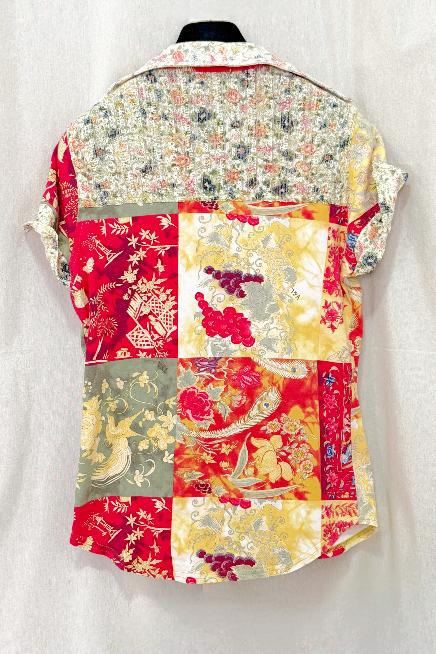 Camiseta Victorio & Lucchino Vintage